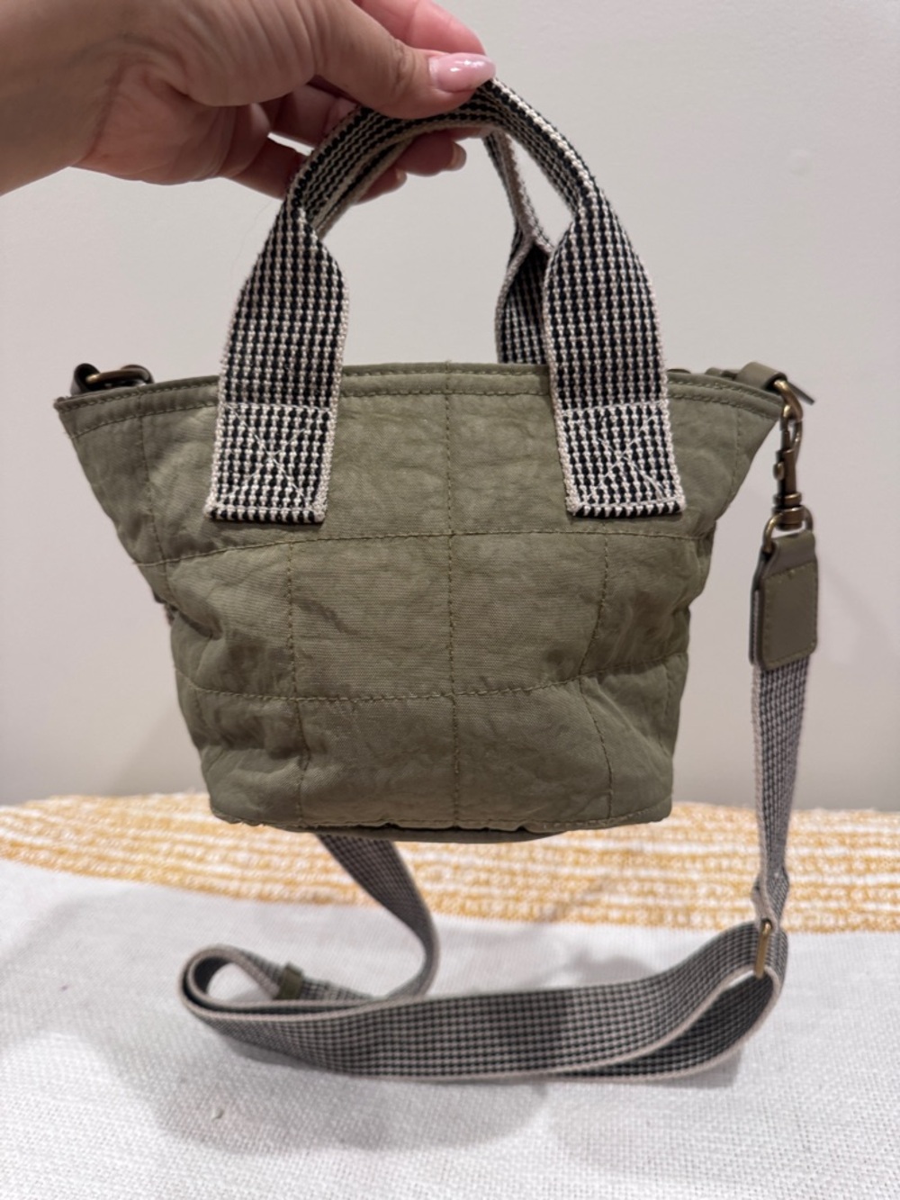 Universal Thread Quilted Mini Tote Crossbody Bag - Olive Green